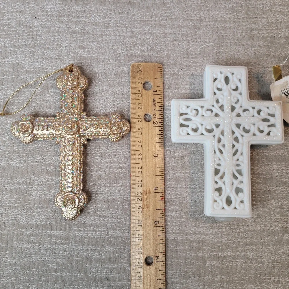 5 Ceramic Porcelain Cross Christmas Ornaments White Gold Green‎ Roman Inc